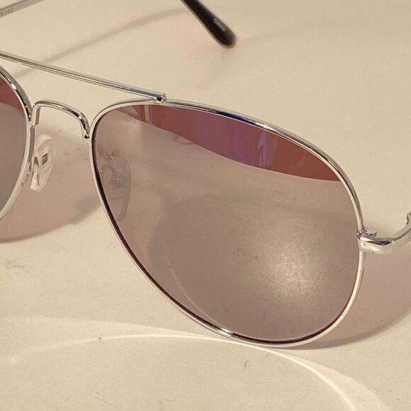 1026 Silver Aviator Sunglasses Grey Mirrored Lenses NWOT